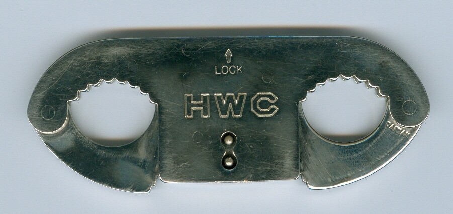 HWC Stainless Thumbcuffs