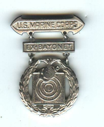 WW2 Pistol Expert Marksman Badge W/Bayonet Bar