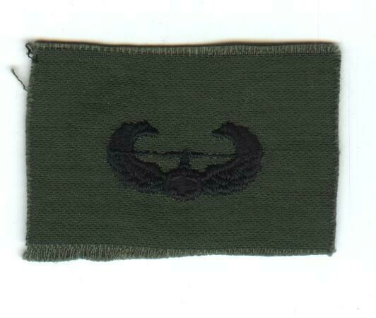 Army Glider Airborne, Subdued