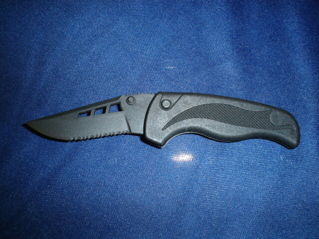 Blackie Collins Polymer Automatic Knife-Serrated