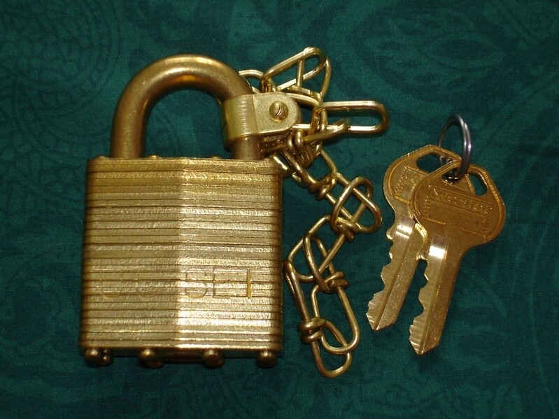 30 Master Lock Military Padlocks W/Chain-Keyed Differently-W/Master Keys