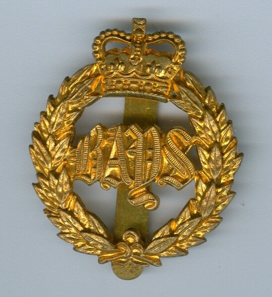 British 2nd Dragoons Guards (Queen&#39;s Bay) Badge, Officer (1940-1959)