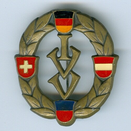 IVV Volkssportverband Volksmarching Walking Membership DDR German Pin Badge