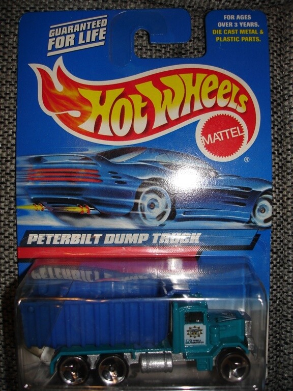 HW-Peterbilt Dump Truck