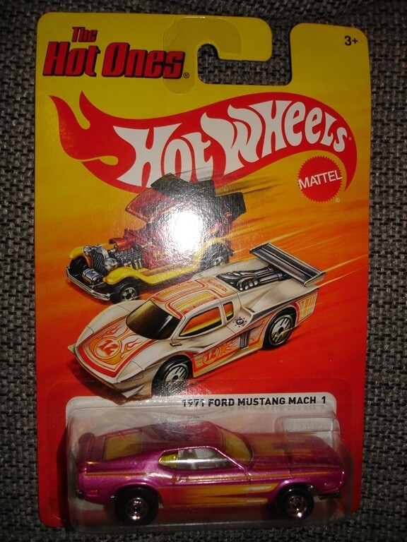 HW-71 Ford Mustang Mach 1