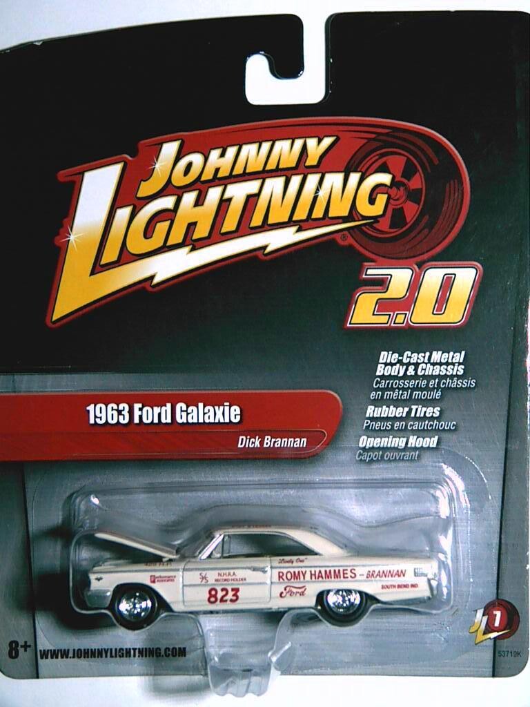Johnny Lightning-63 Ford Galaxie