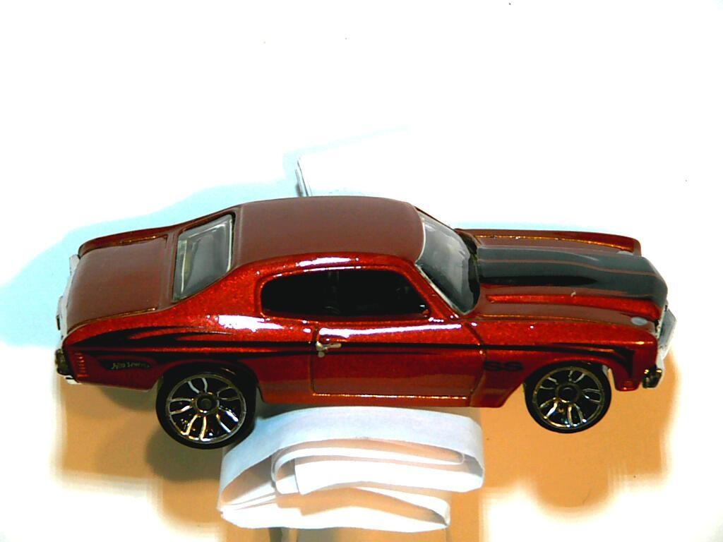HW-70 Chevelle SS-Red