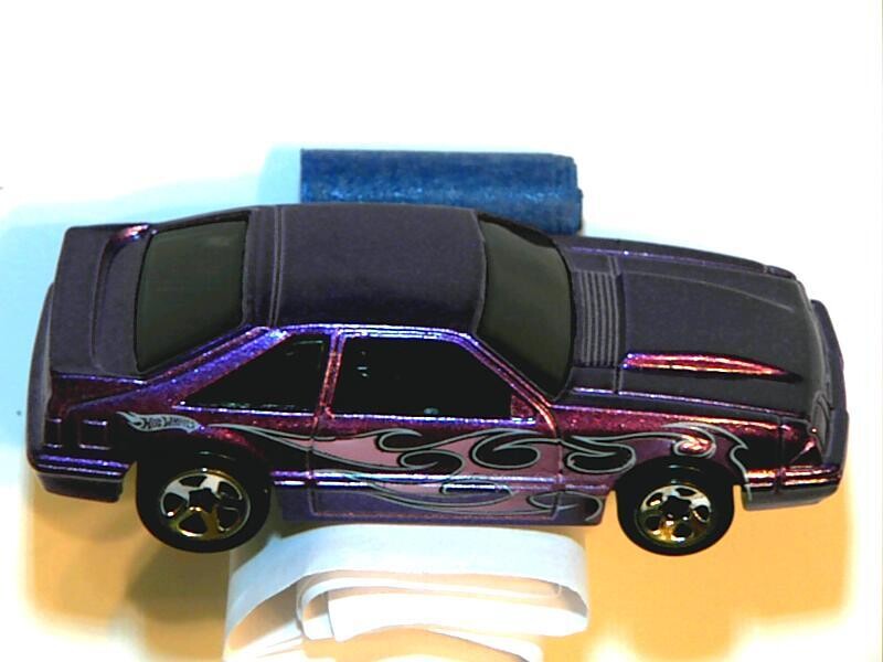 HW-92 Ford Mustang-Purple Flames