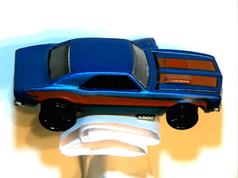 HW-67 Camaro-Blue/Red