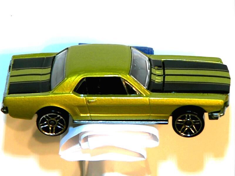 HW-66 Mustang-Green