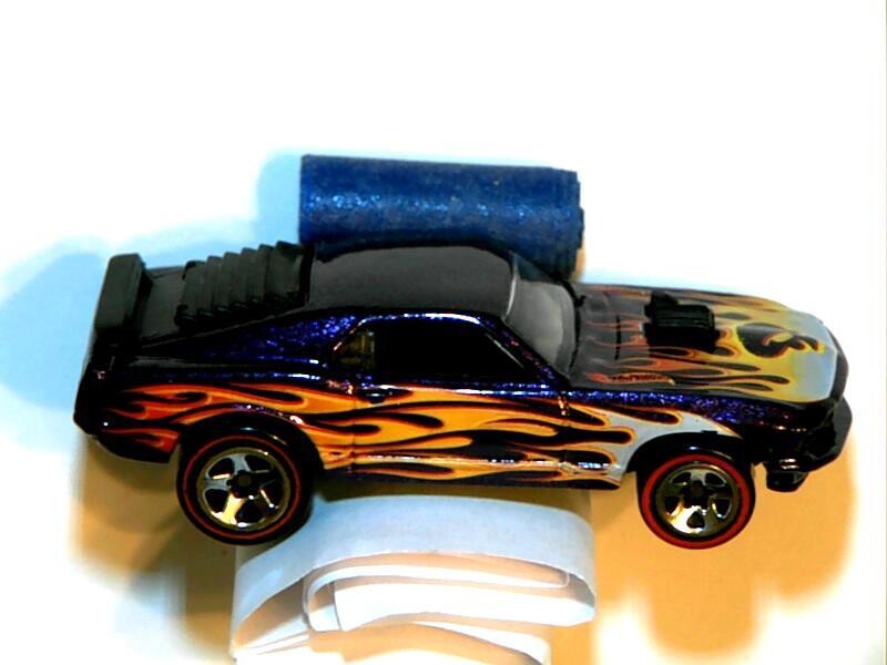 HW-Mustang Mach 1-Purple Flames