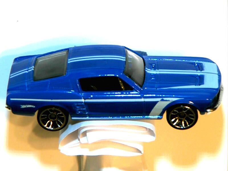 HW-68 Mustang-Blue