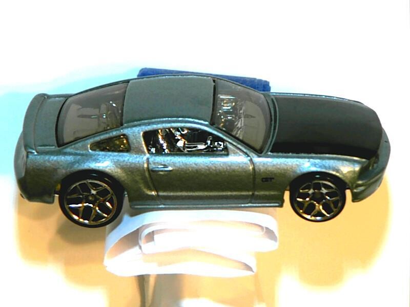 HW-05 Ford Mustang GT-Green