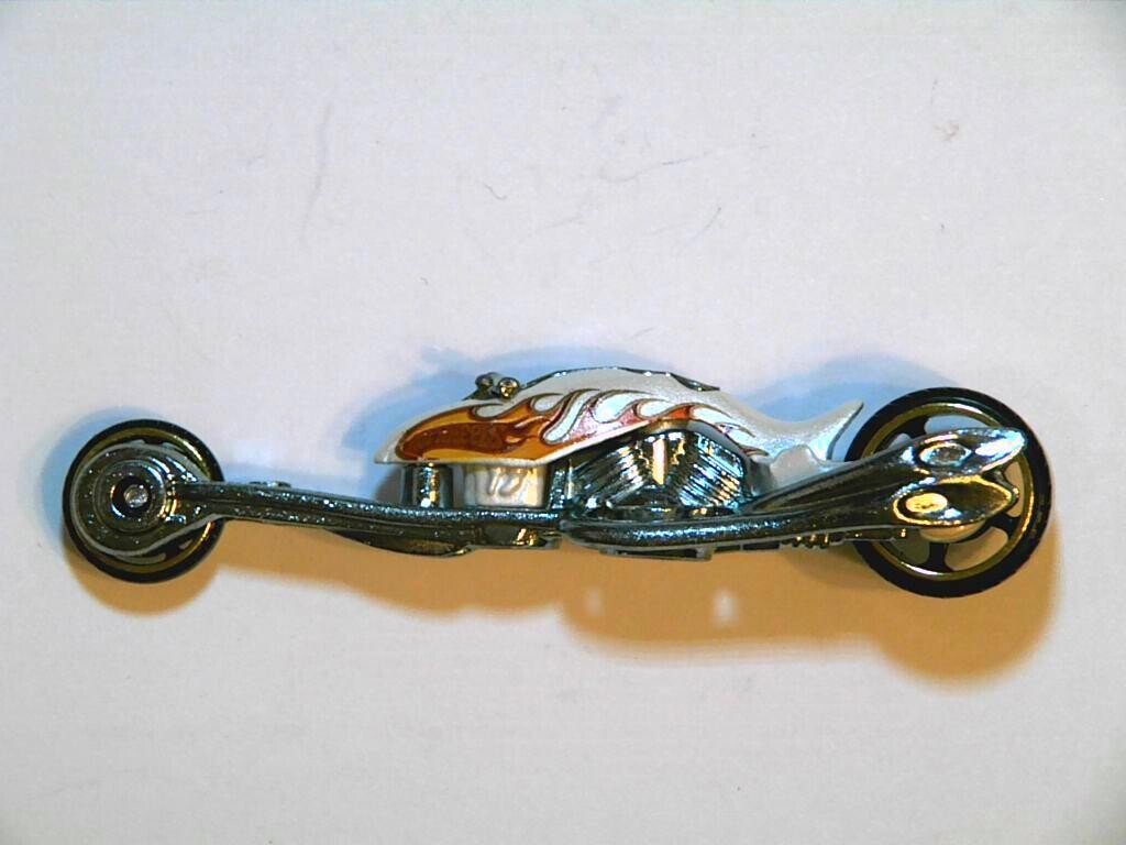 HW-Chopper-White Flames