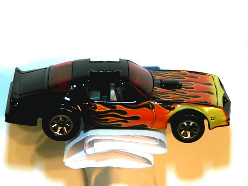 HW-Pontiac Firebird-Black Flames