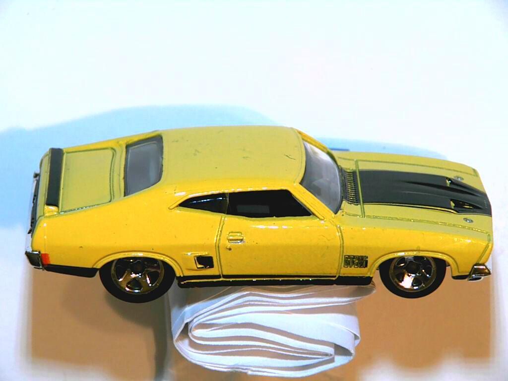 HW-73 Ford Falcon XB-Yellow