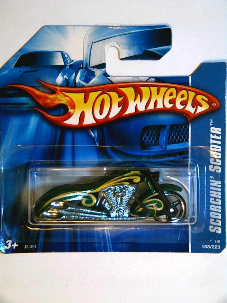 HW-Scorchin&#39; Scooter-Green