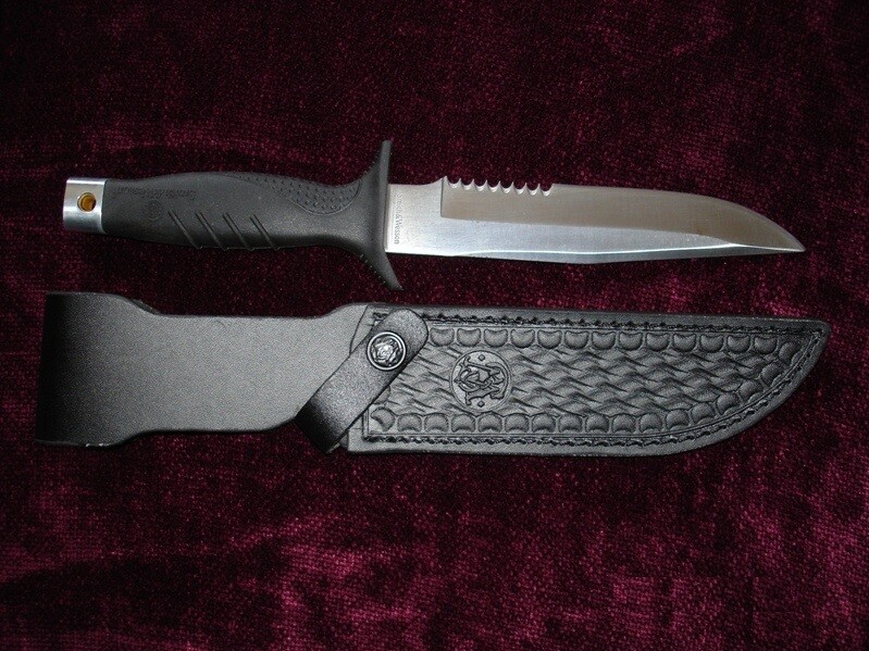 Smith &amp; Wesson Fighter Knife