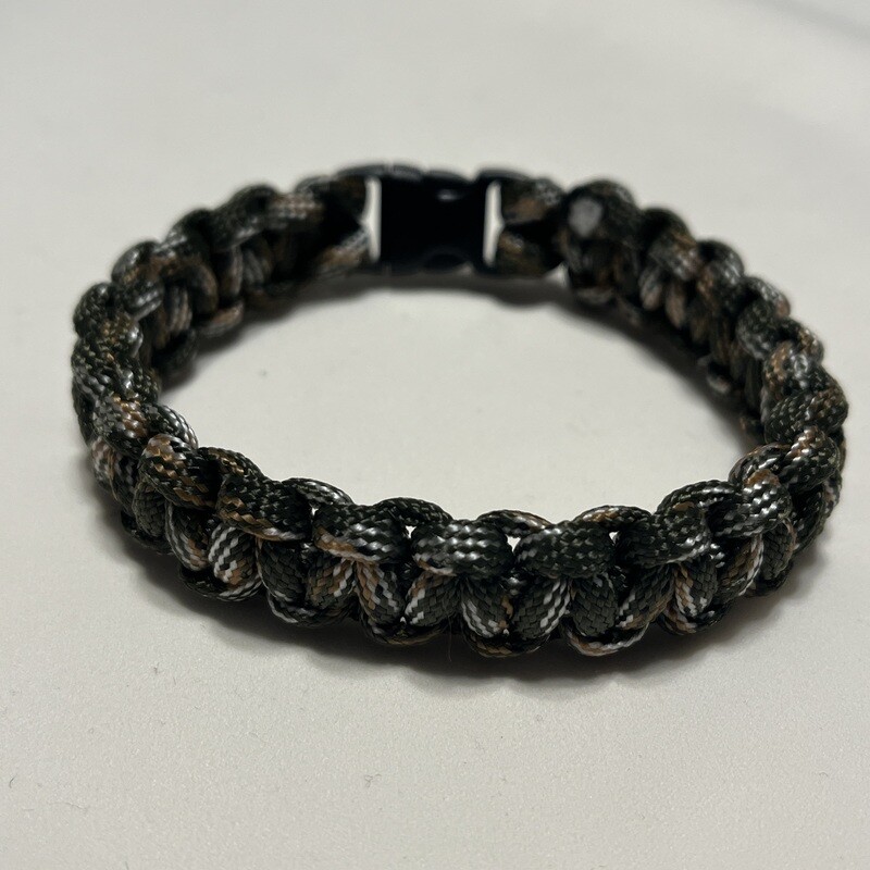 Jungle Camouflage Paracord Bracelet