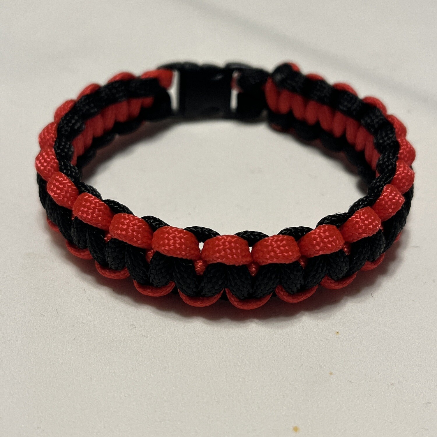 Red/Black Paracord Bracelet