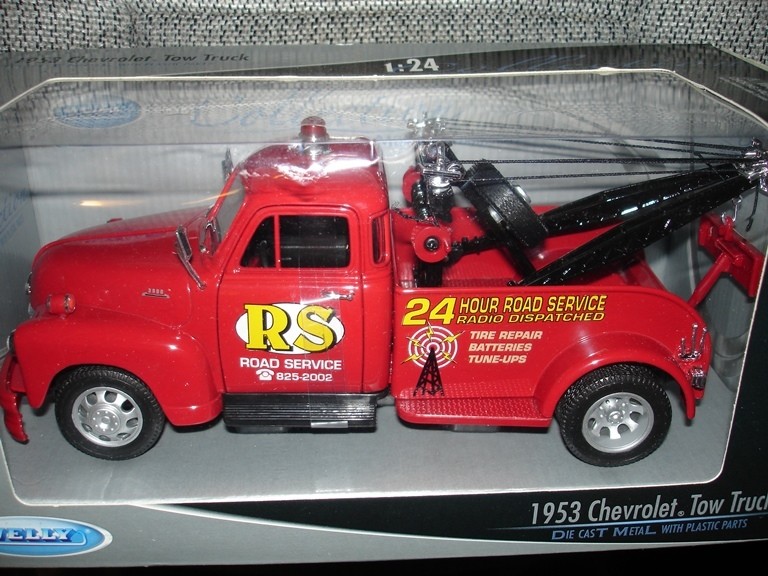 Welly-1953 Chevrolet Tow Truck 1:24