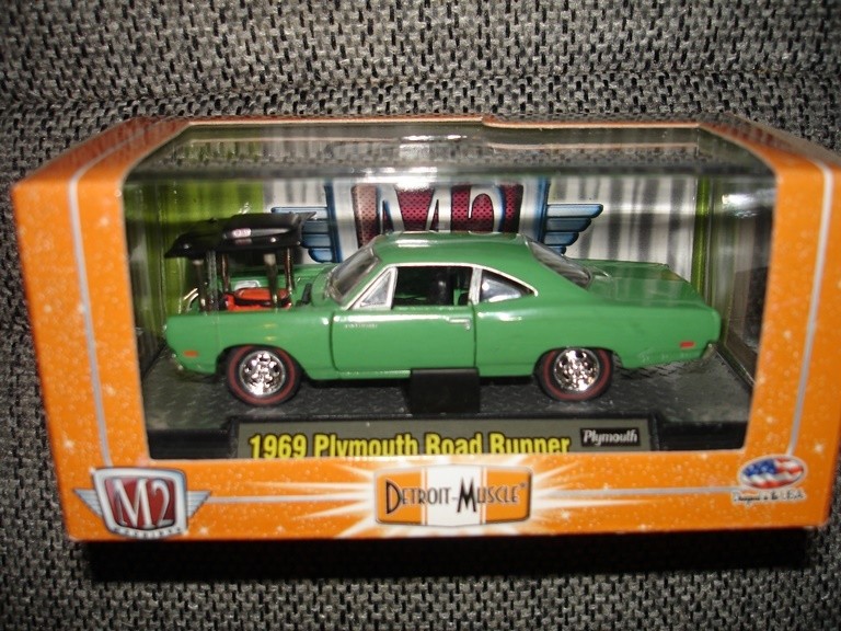 Castline-1969 Plymouth Road Runner