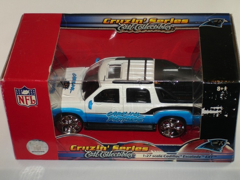 ERTL-Carolina Panthers Cadillac Escalade 1:27 2006