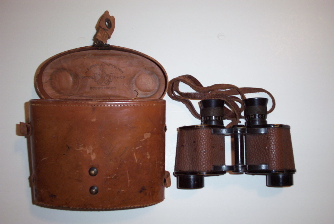 US Army Signal Corp Binoculars W/Case &amp; compass