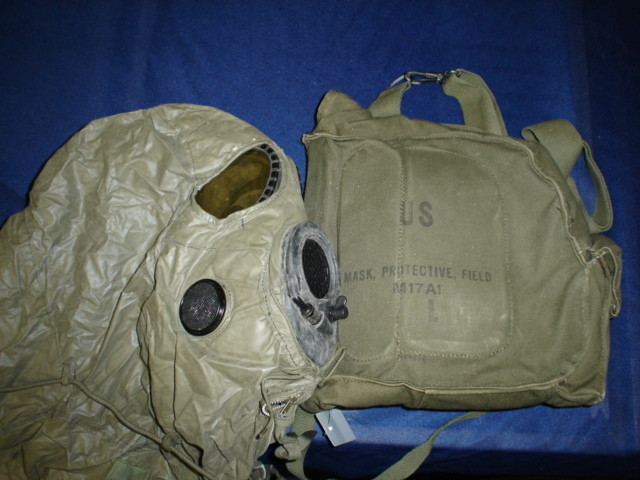 M17 Gas Mask W/Case