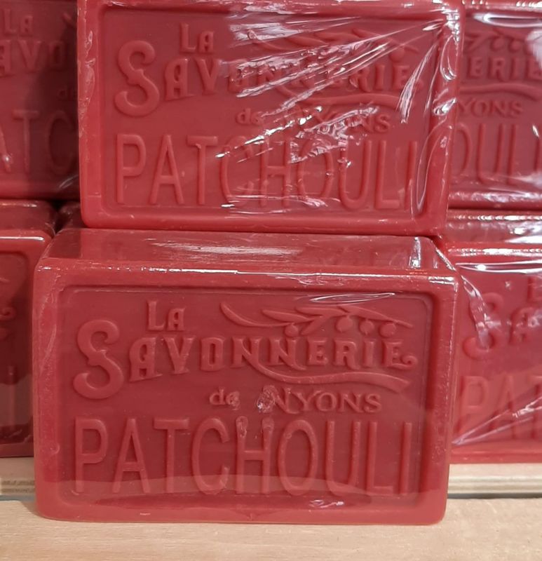 Savon parfumé au Patchouli