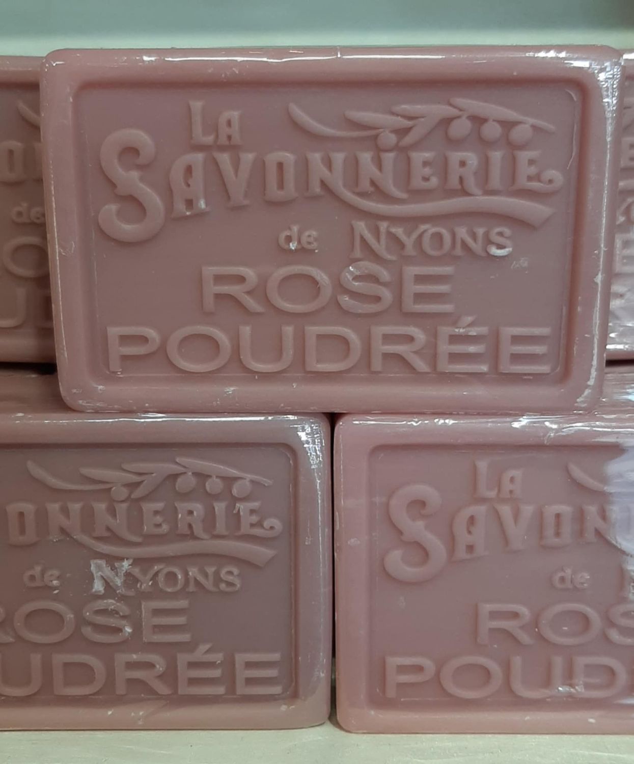 Savon à la Rose poudrée Savon à la Rose poudrée