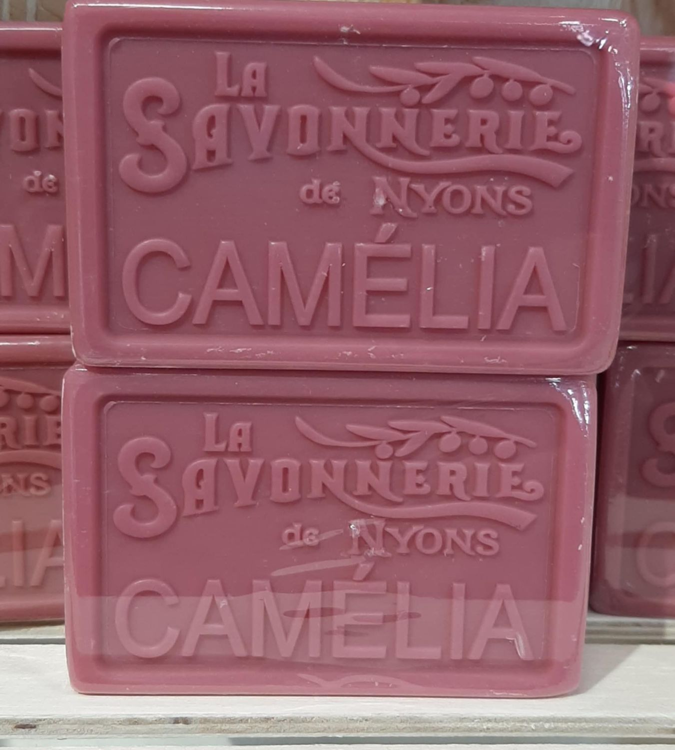 Savon parfumé au Camélia
