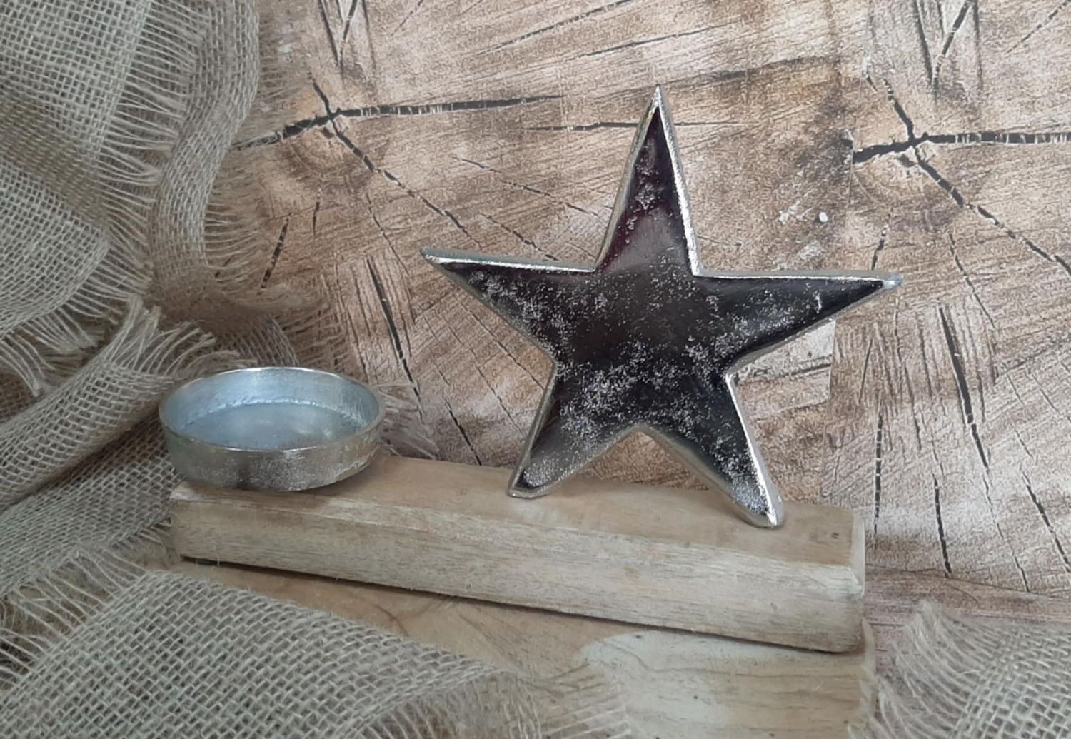 Bougeoir en métal décor "ETOILE" sur planche en bois