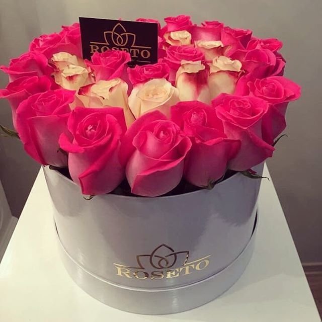Round box rosas