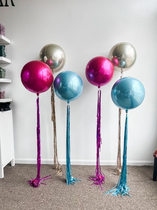 Helium Orb Balloon with Tinsel