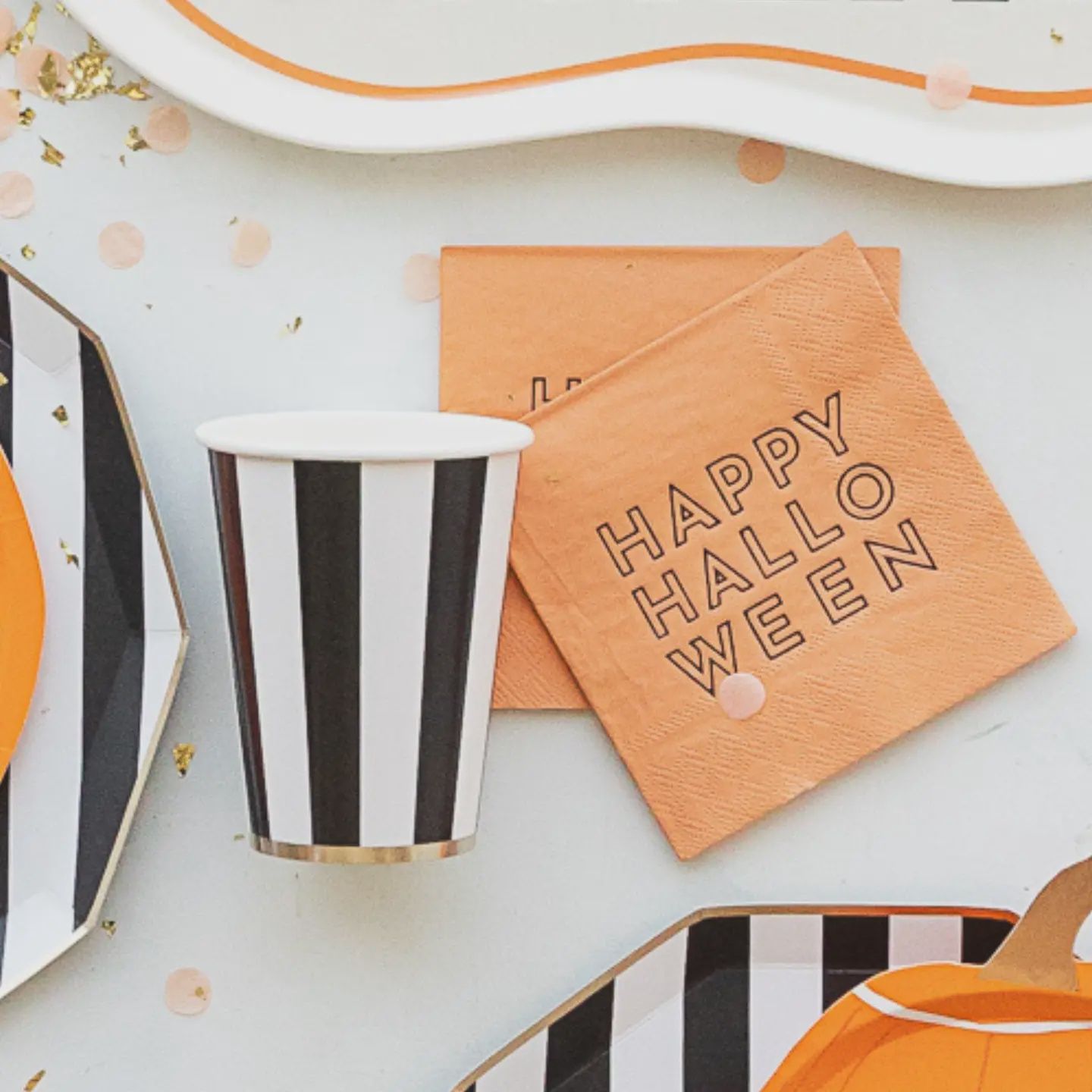 HAPPY HALLOWEEN ORANGE COCKTAIL NAPKINS