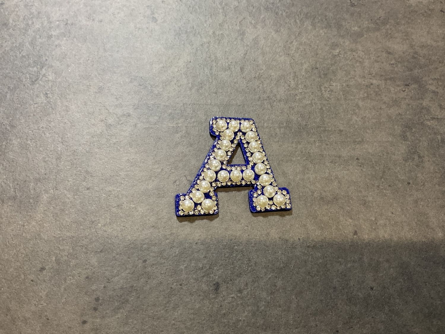 Pearl Letter - Royal, Letter: a