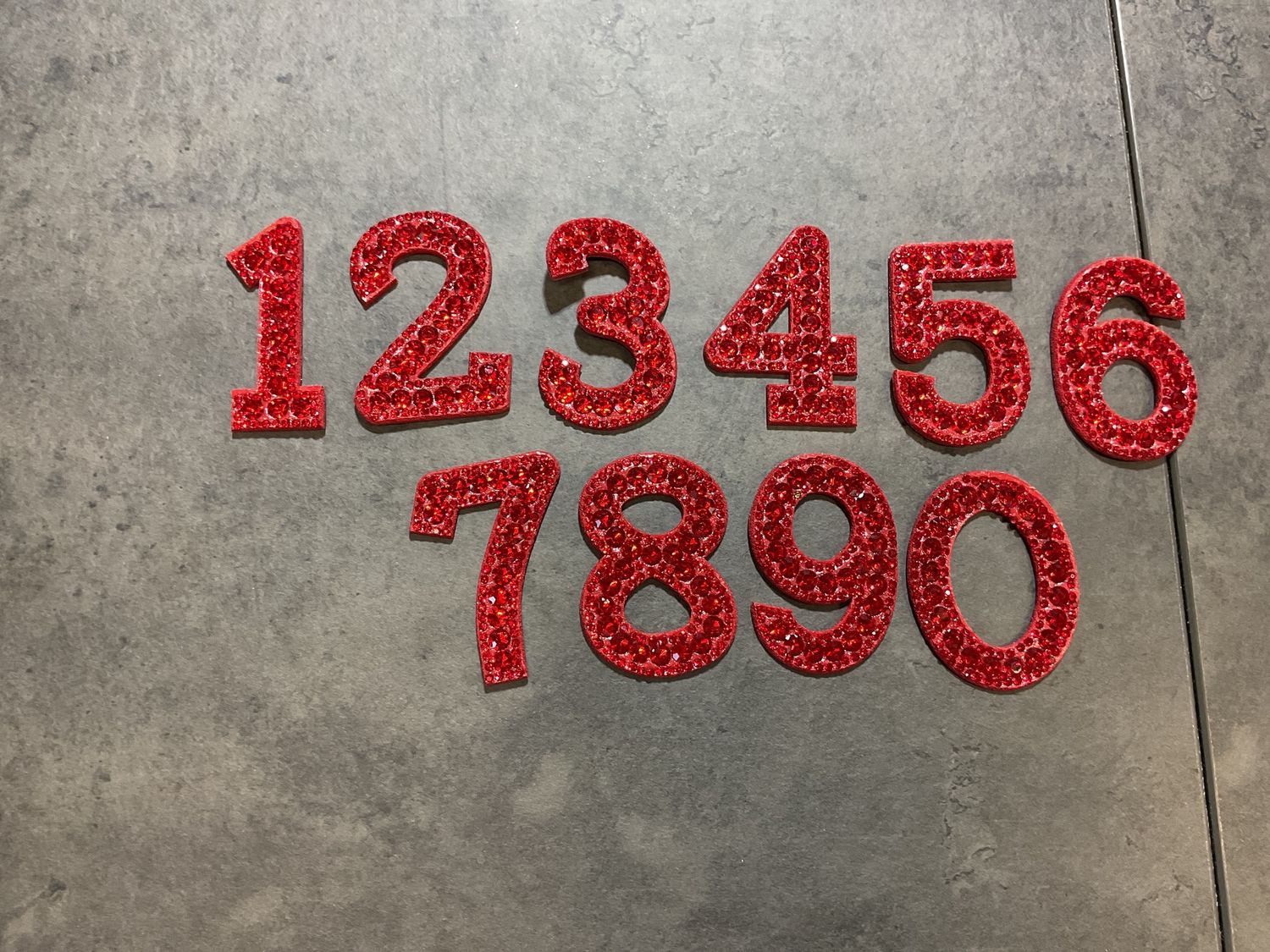 Bling Number - Red, Number: 0