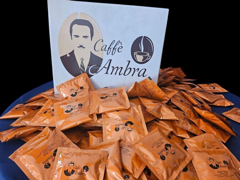 Kaffee Ambra Pads 150 Stk. (für 150 Tassen) Kaffee Ambra Pads 150 Stk. (für 150 Tassen)