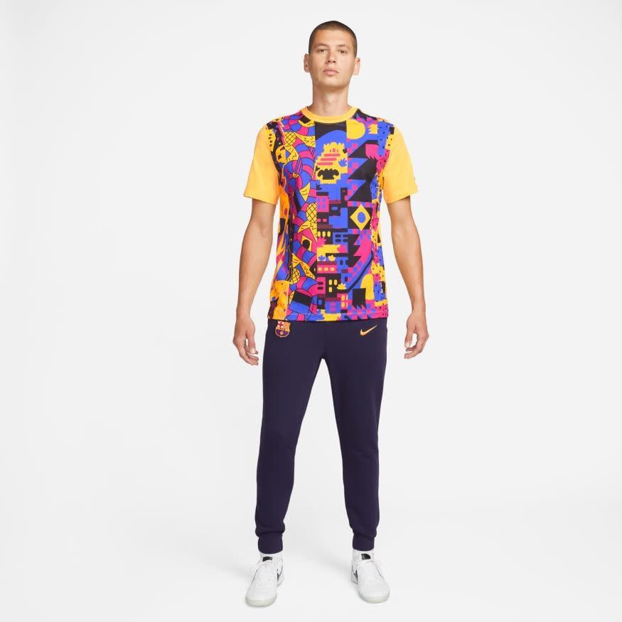 FC BARCELONA 21/22 VOICE TEE (YELLOW/RED/BLUE)