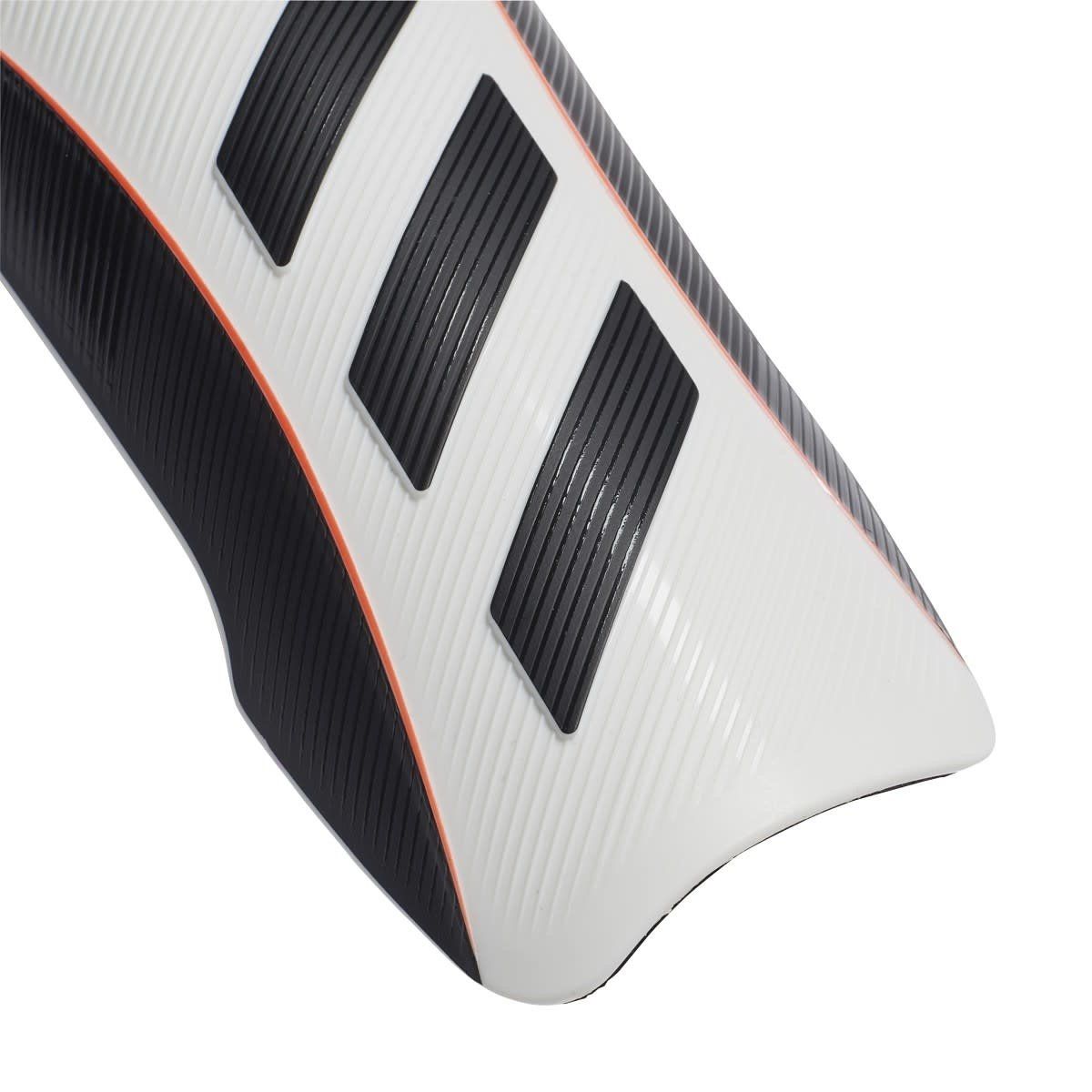 TIRO LEAGUE GUARD (WHITE/BLACK) TIRO LEAGUE GUARD (WHITE/BLACK)
