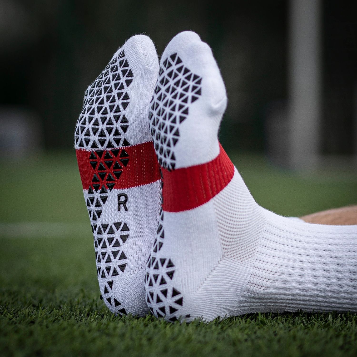 PURE GRIP SOCKS PRO (WHITE)