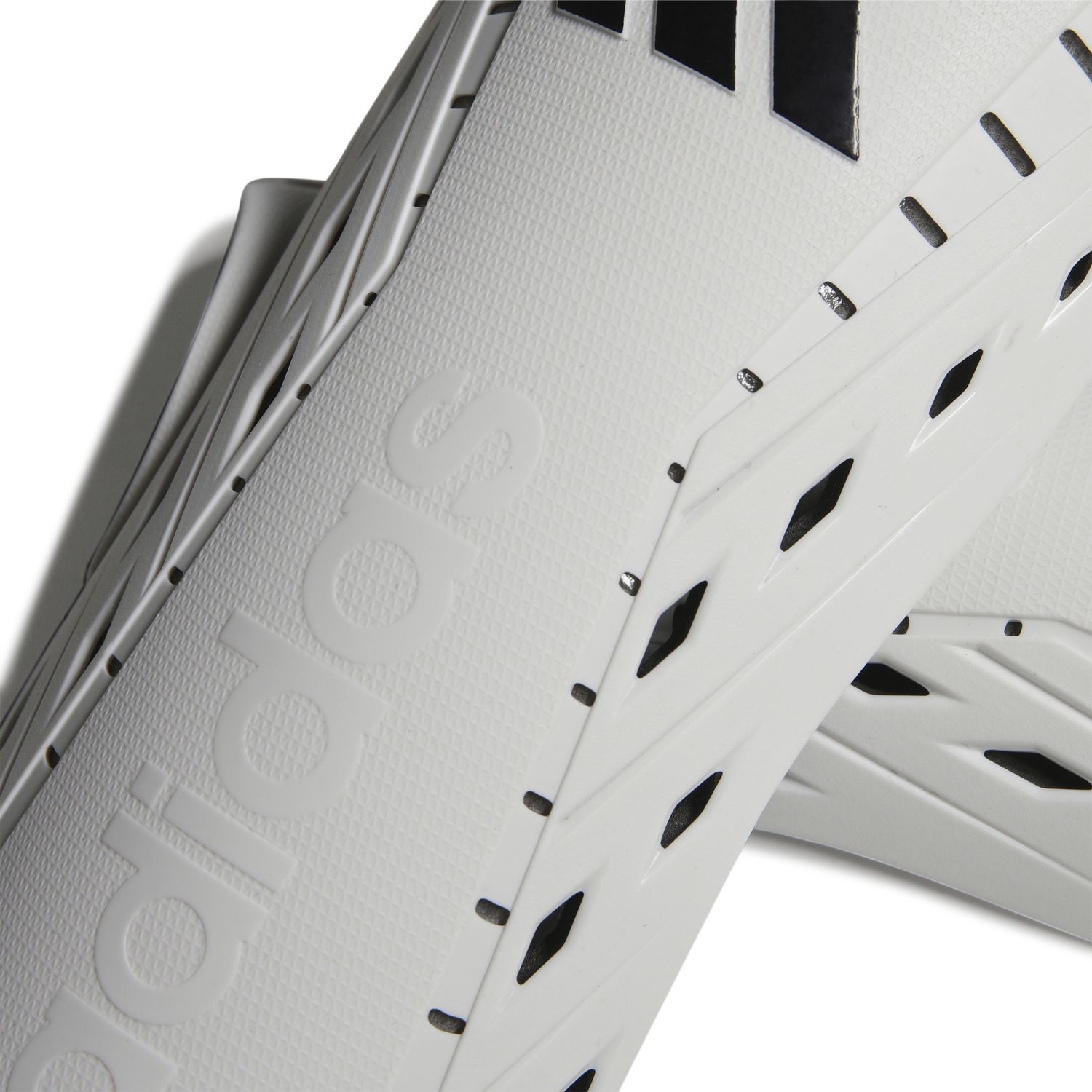 TIRO CLUB SHIN GUARD (WHITE) 