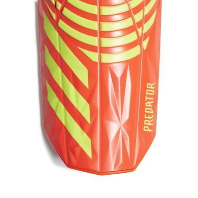 PREDATOR LEAGUE GUARD (RED/LIME)