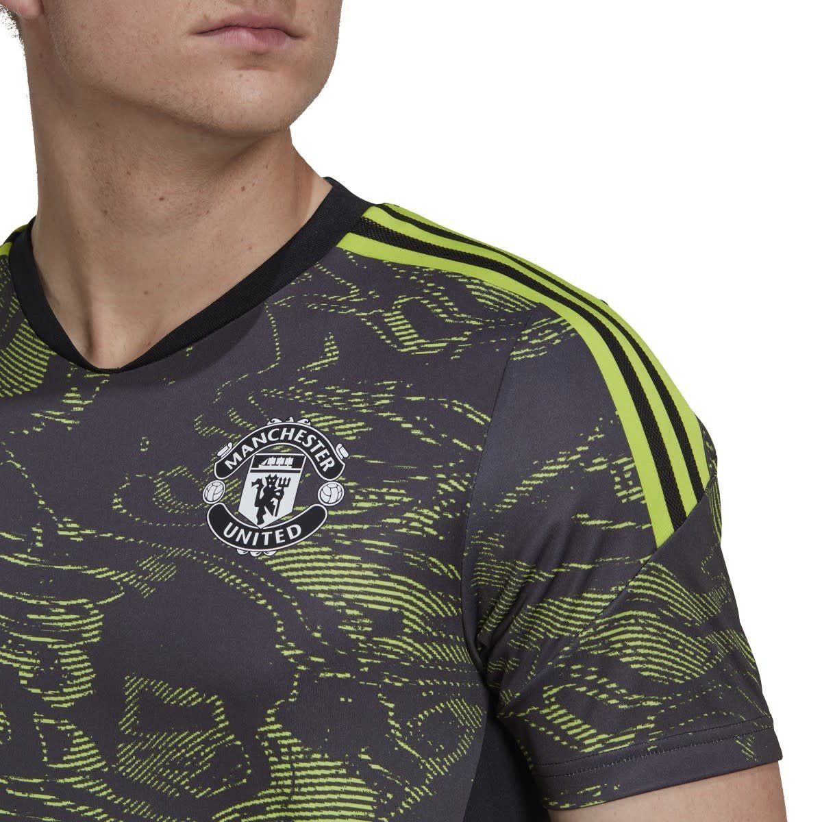 MANCHESTER UNITED 22/23 CONDIVO 22 TRAINING JERSEY (BLACK/LIME)
