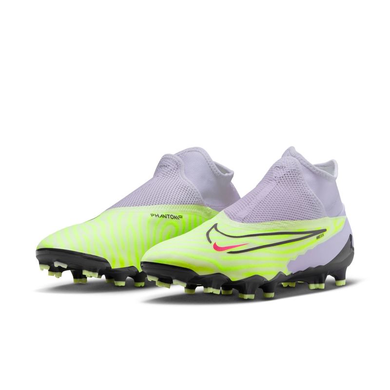 Nike Phantom GX Pro DF FG - SoccerWorld