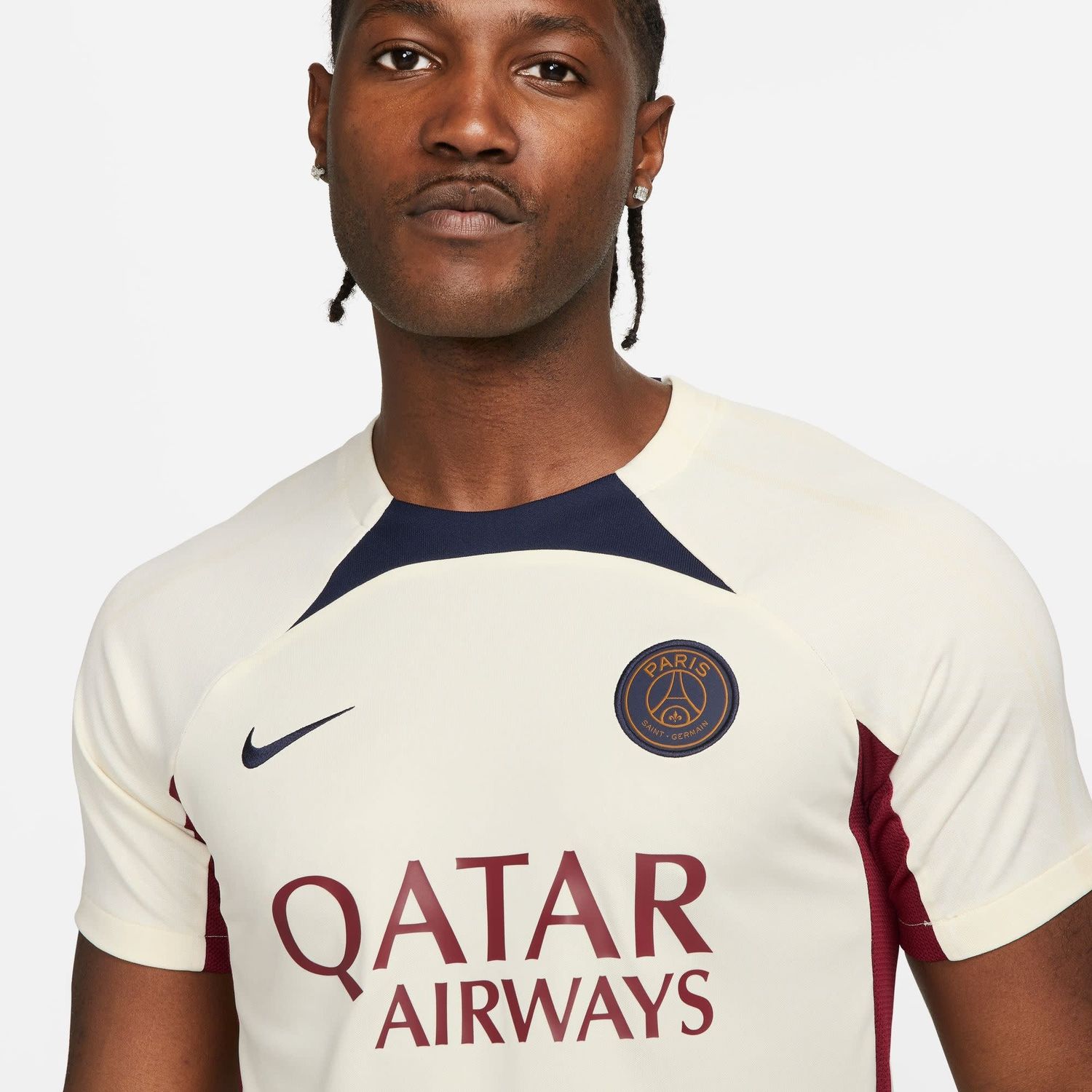 PSG 23/24 STRIKE TRAINING JERSEY (SAND/NAVY)
