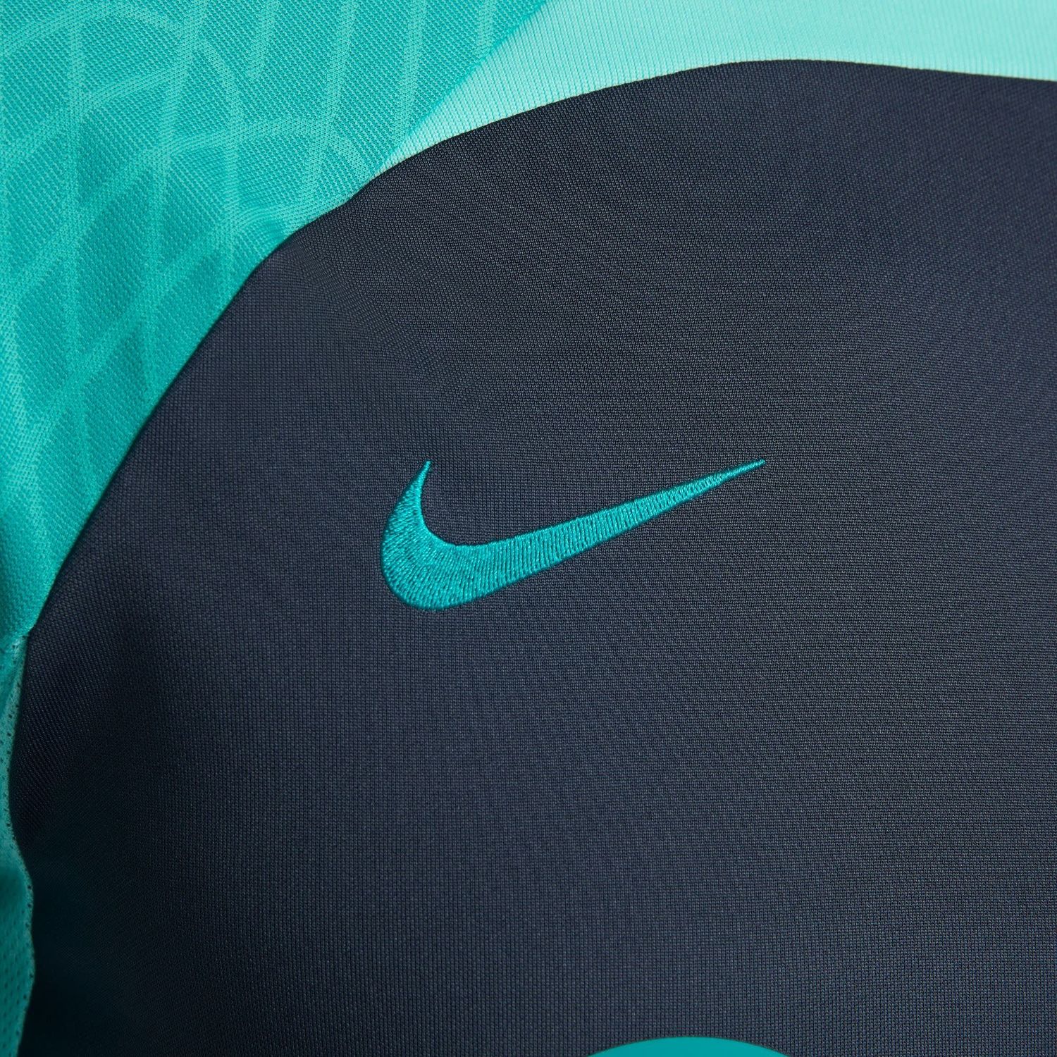 FC BARCELONA 23/24 STRIKE TRAINING JERSEY (NAVY/TEAL)