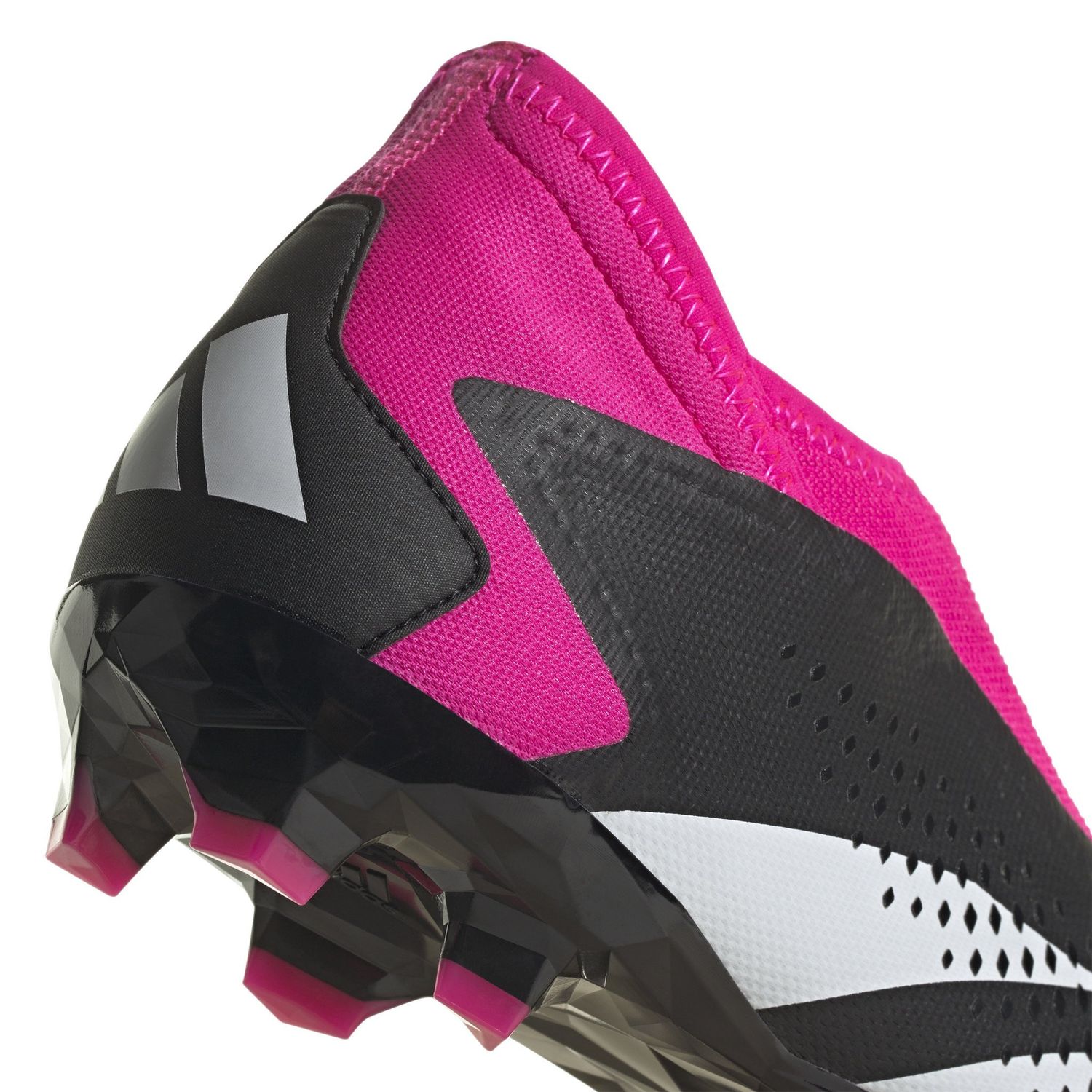 PREDATOR ACCURACY.3 LL FG (BLACK/PINK)