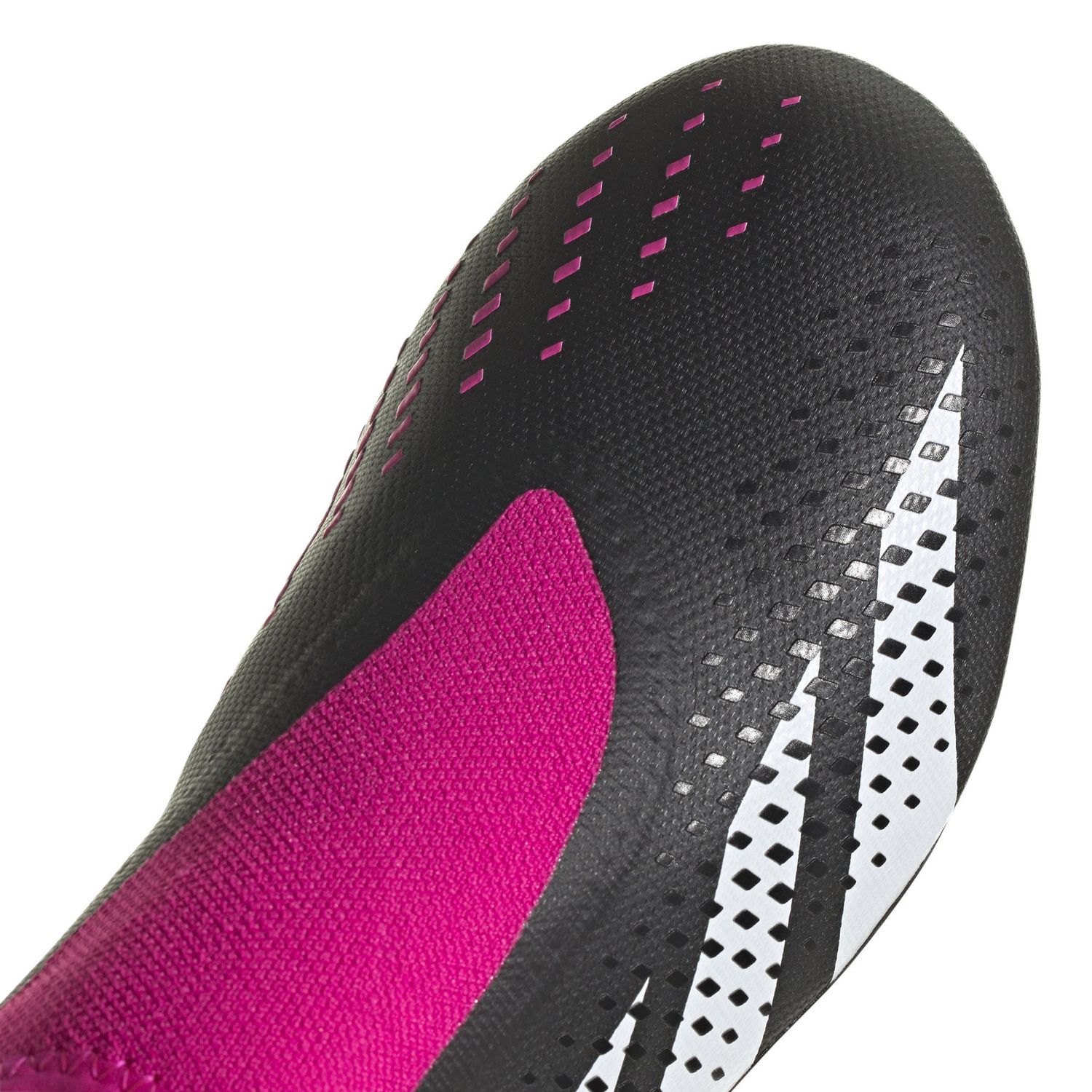 PREDATOR ACCURACY.3 LL FG (BLACK/PINK)